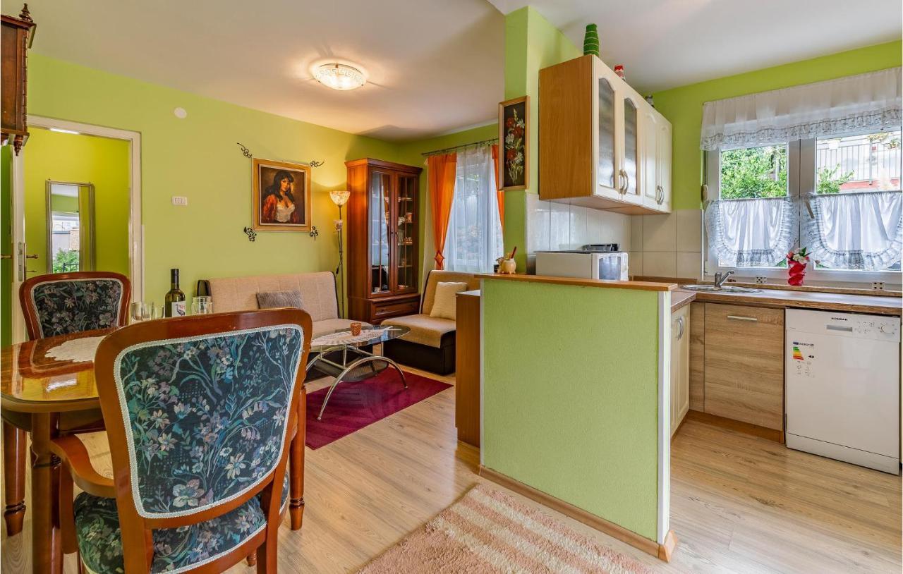 Nice Apartment In Premantura With Wifi Екстериор снимка